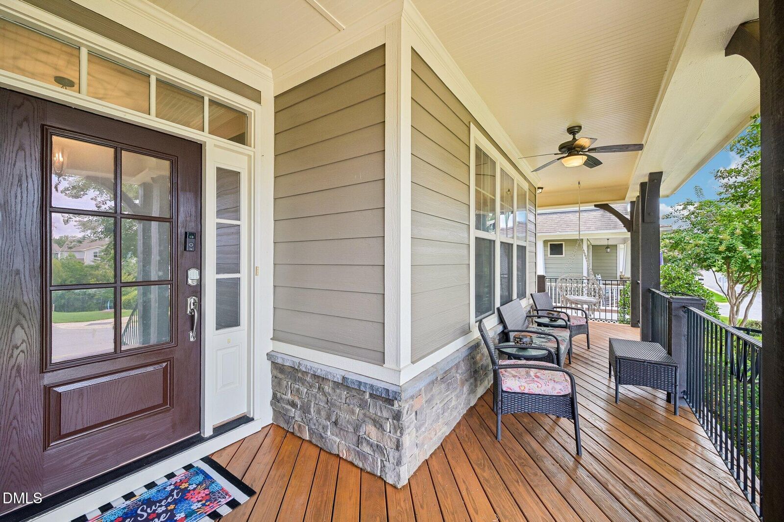 Property Photo: 129 Pointe Park Circle NC 27540