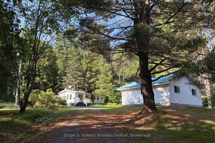 Property Photo: 83 Homeland Drive ON P0A 1J0
