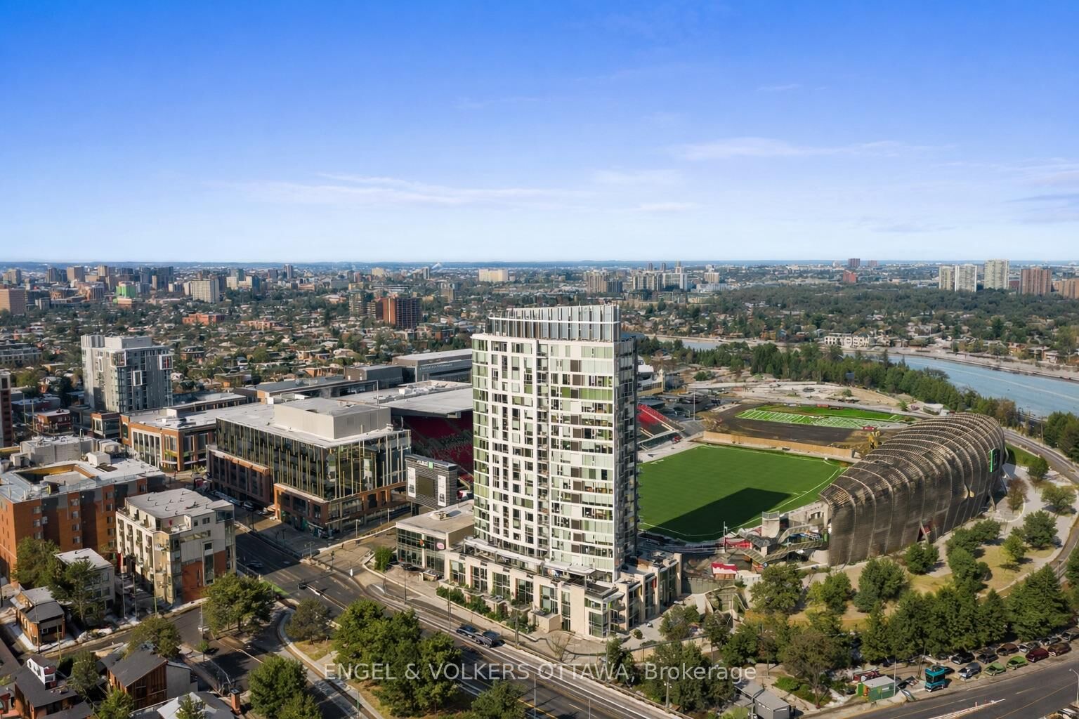 Property Photo: 1035 Bank Street 110 ON K1S 5K3