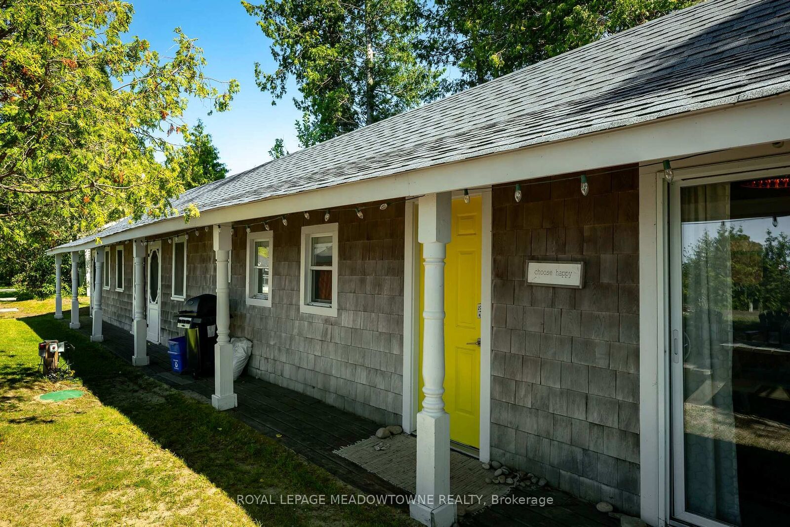 Property Photo: 105 5th Avenue S ON N0H 2L0