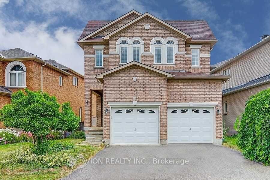 Property Photo: 32 Manorheights Street ON L4S 2H2