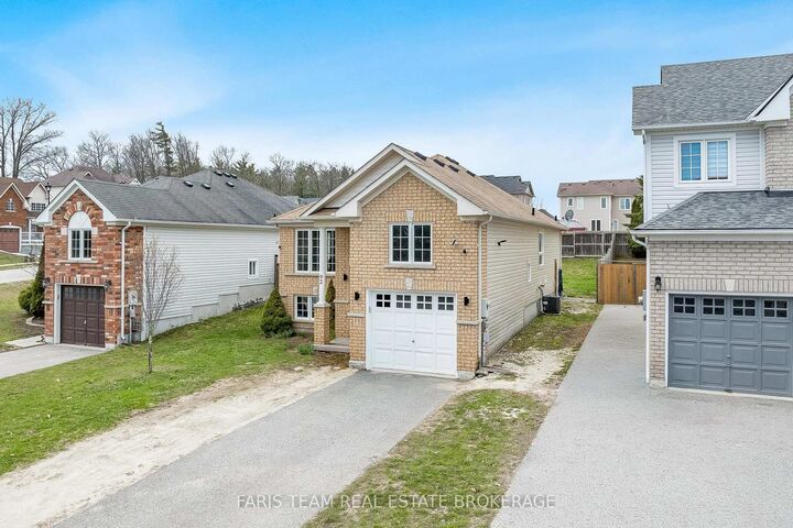 Property Photo:  92 Wesley Avenue  ON L9Z 0B9 