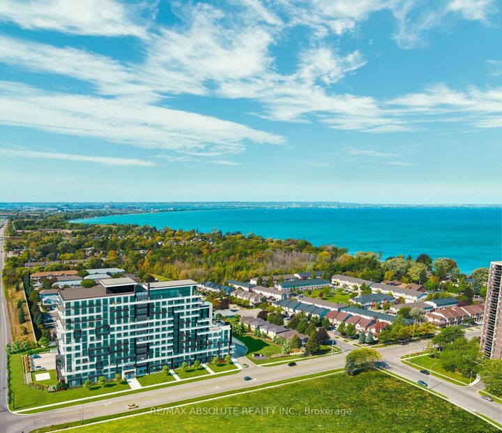 Property Photo: 461 Green Road 818 ON L8E 5B4