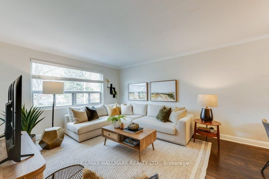 Property Photo:  225 Woodville Avenue Main  ON M4J 2R4 
