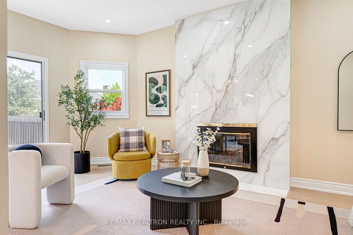 Property Photo:  27 Captain Francis Drive  ON L3R 9C8 