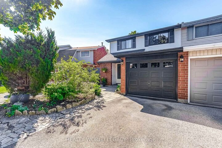 Property Photo:  148 St Andrews Drive  ON L8K 6C3 