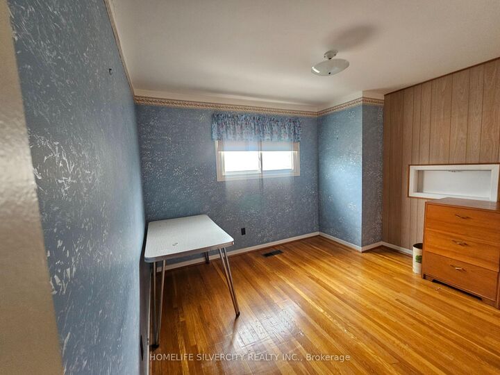Property Photo: 7746 Redstone Road ON L4T 2B9