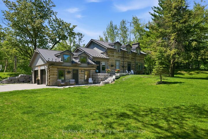 24 The Pines Lane — photo 1