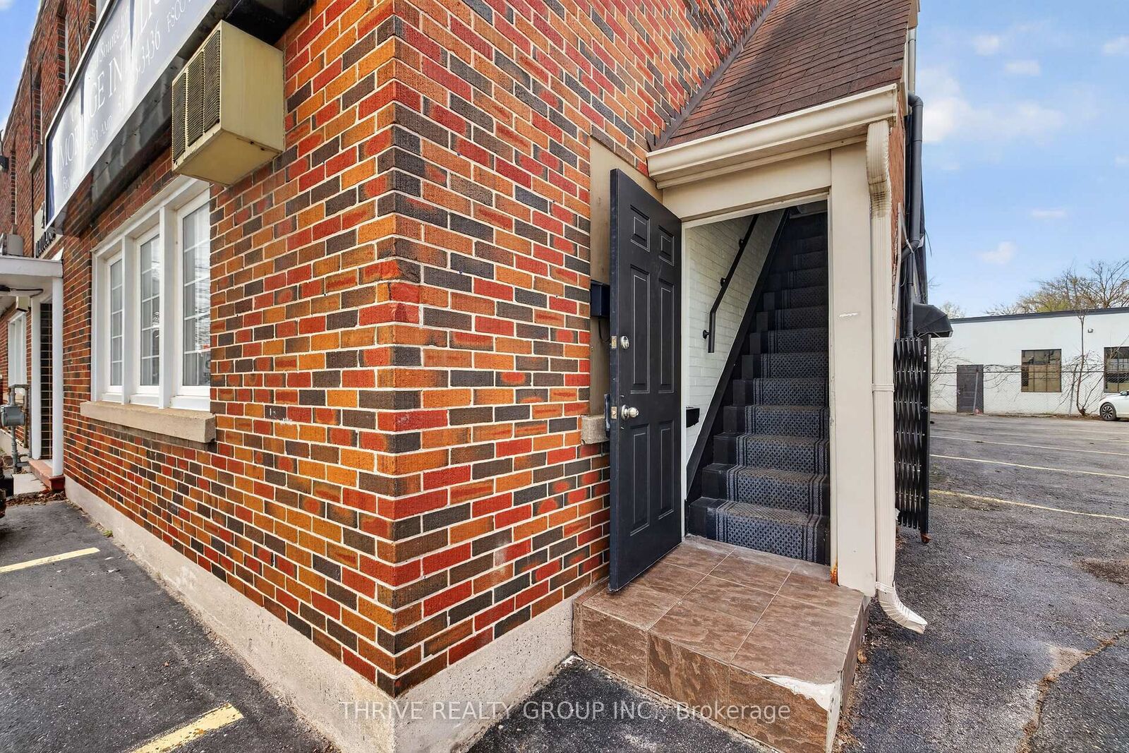 Property Photo:  245 Maitland Street 6  ON N6B 2Y2 