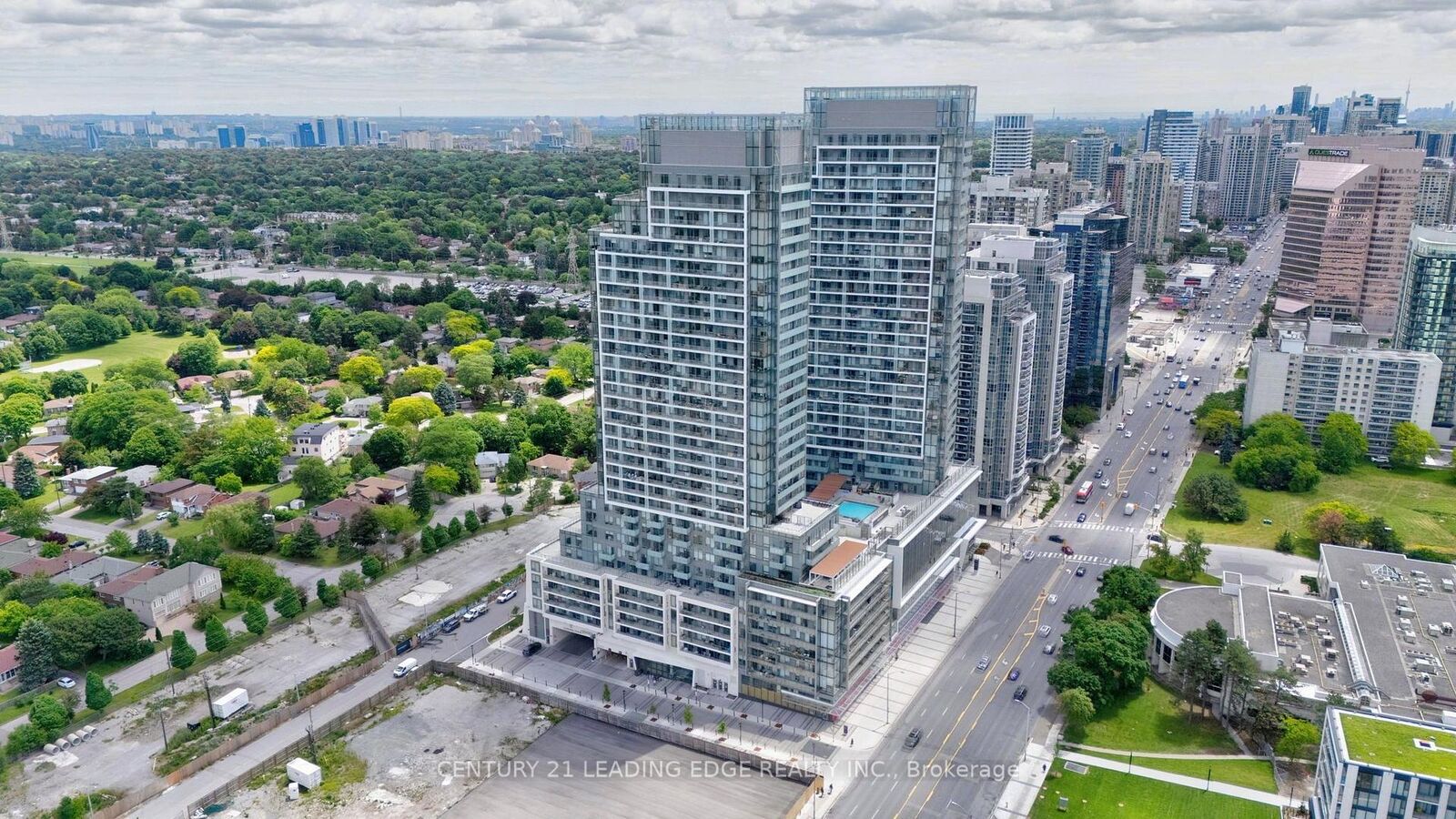 Property Photo:  7 Golden Lion Heights N908  ON M2M 0C1 
