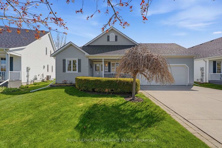 Property Photo: 8 Sandpiper Way ON K0K 1H0