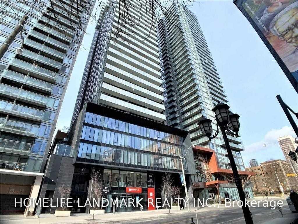 Property Photo:  28 Wellesley Street E 3210  ON M4Y 1G3 