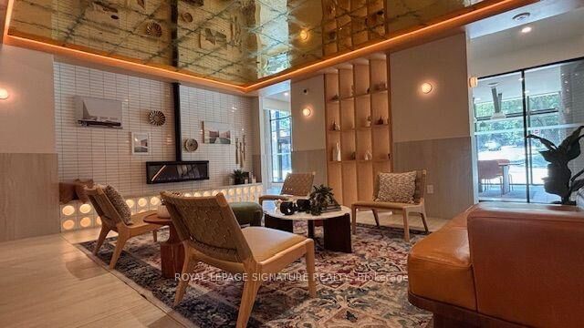 Property Photo:  1660 Bloor Street W 612  ON M6P 0C6 