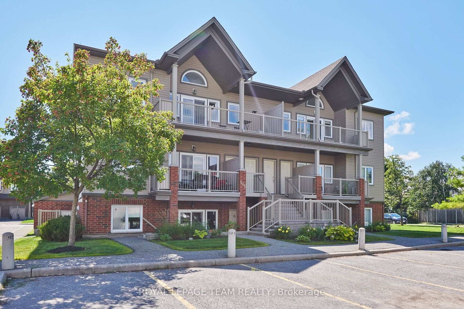 Property Photo:  105 Fraser Fields Way H  ON K2J 5V1 
