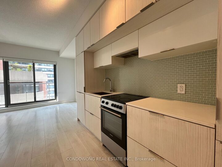 Property Photo:  159 Dundas Street E 1303  ON M5B 0A9 