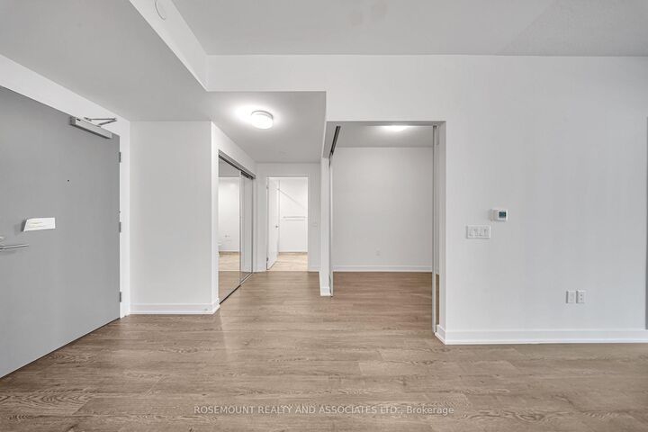 Property Photo:  50 O'Neill Road 504  ON M3C 0R1 