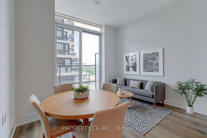 Property Photo:  10 Inn On The Park Drive 705  ON M3C 0P9 
