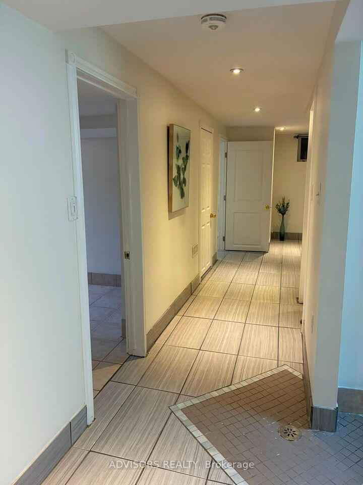 Property Photo:  1470 Fisher Avenue  ON L7P 2L8 