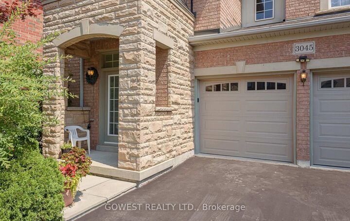 Property Photo: 3045 Ferguson Drive ON L7M 0G5