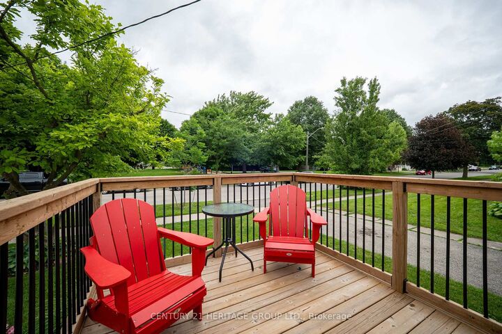 Property Photo:  115 Sheridan Street  ON N3S 4P5 