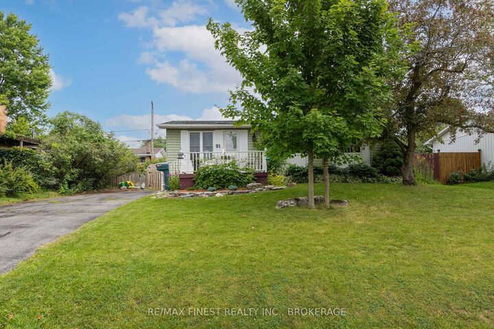 Property Photo: 91 Cambridge Crescent ON K7N 1R4