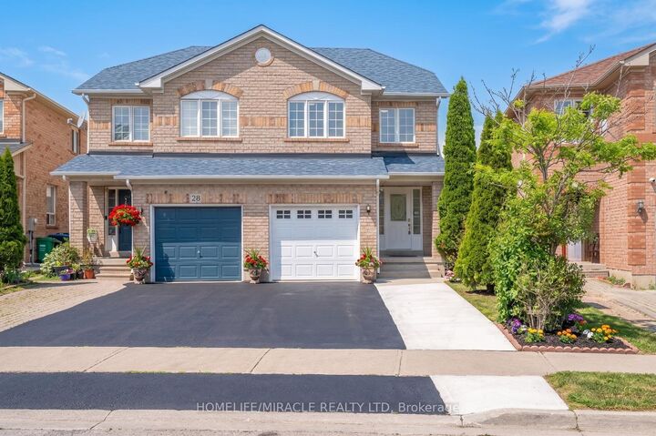 Property Photo:  26 Roadmaster Lane  ON L7A 3A9 