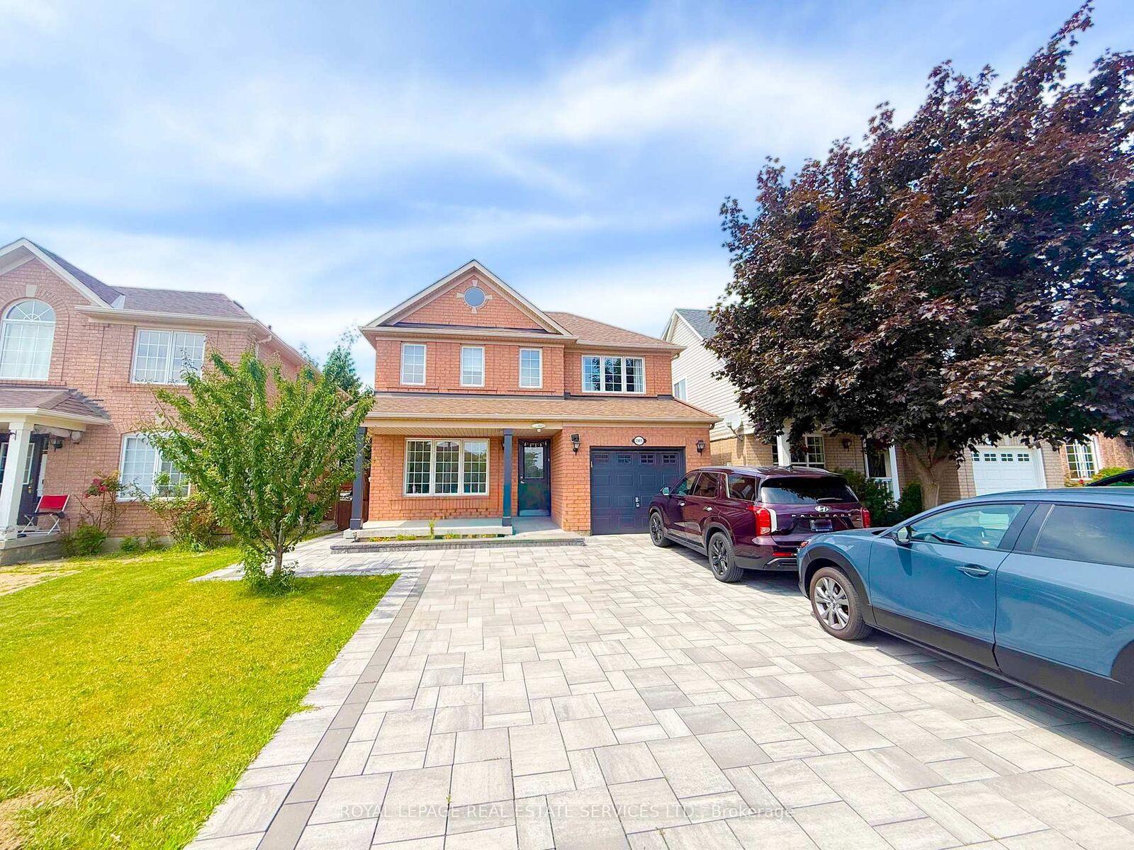 Property Photo:  2905 Westoak Trails Boulevard  ON L6M 4V2 