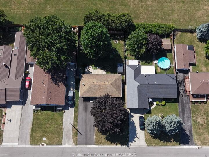 Property Photo: 694 Albert Street ON N8A 1Y9