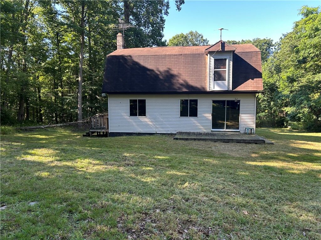 Property Photo: 350 Fire Tower Rd PA 15470