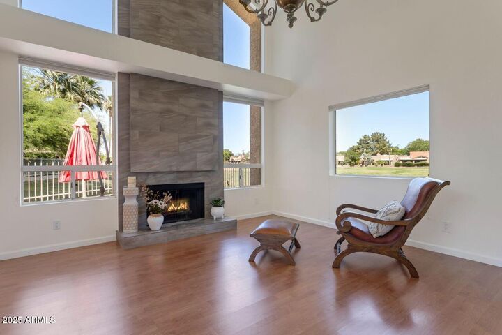 Property Photo: 4020 E Laurel Lane AZ 85028