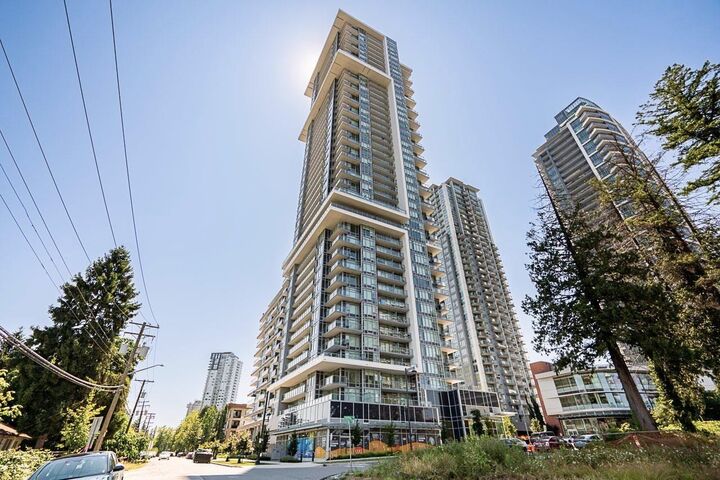 Property Photo:  13350 Central Avenue 1806  BC V3T 0S1 