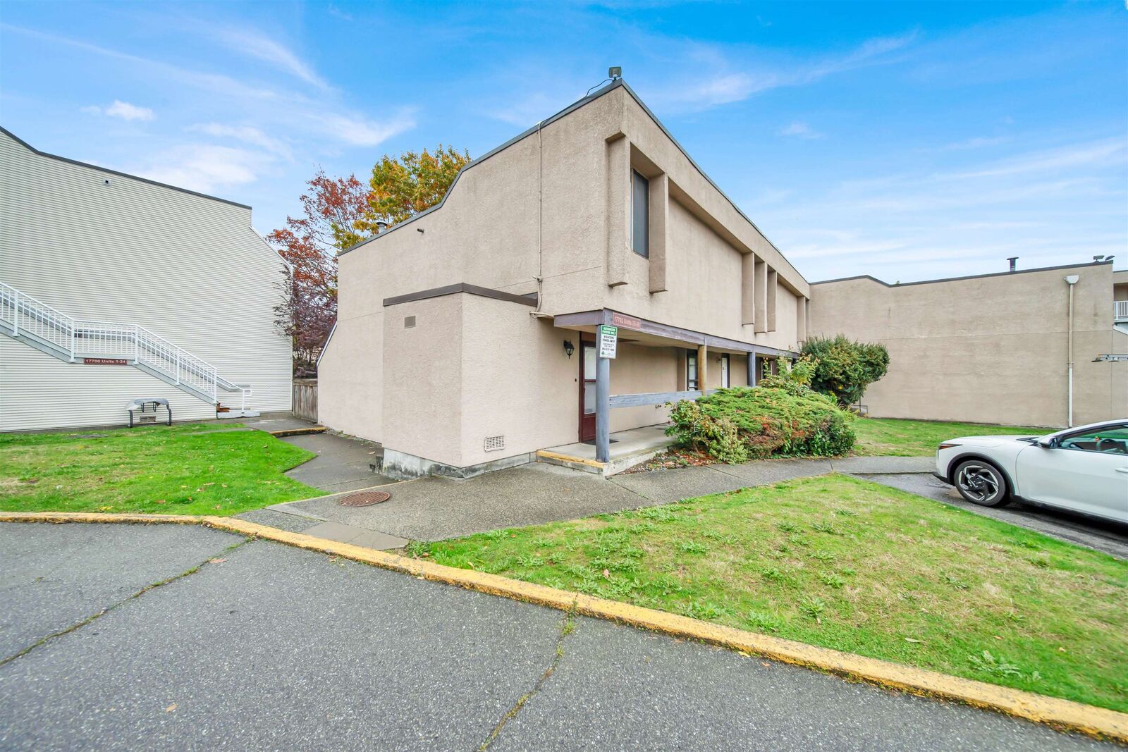 Property Photo: 17702 60 Avenue 28 BC V3S 1V2