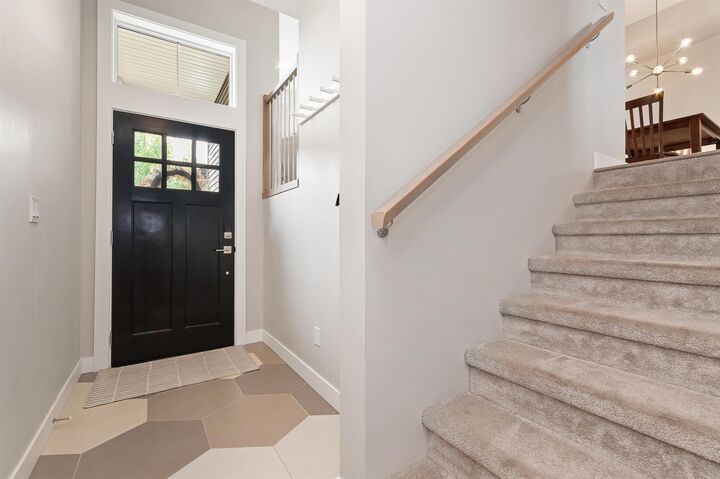 Property Photo:  45545 Kipp Avenue 14  BC V2P 0H5 