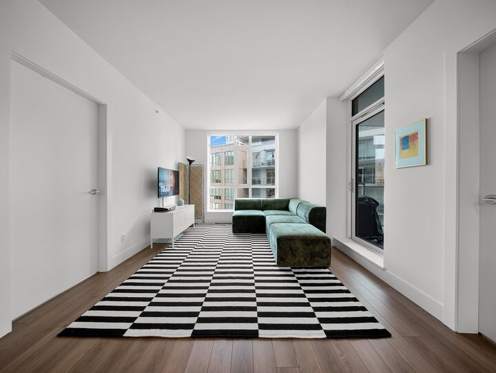 2375 Emery Court 404 — photo 1
