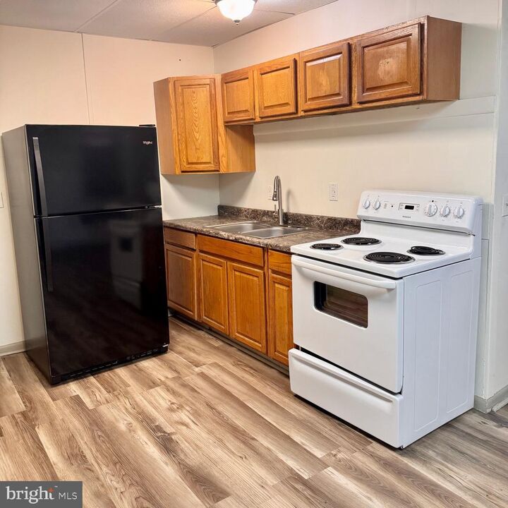 Property Photo:  114 W Martin Street 3  WV 25401 