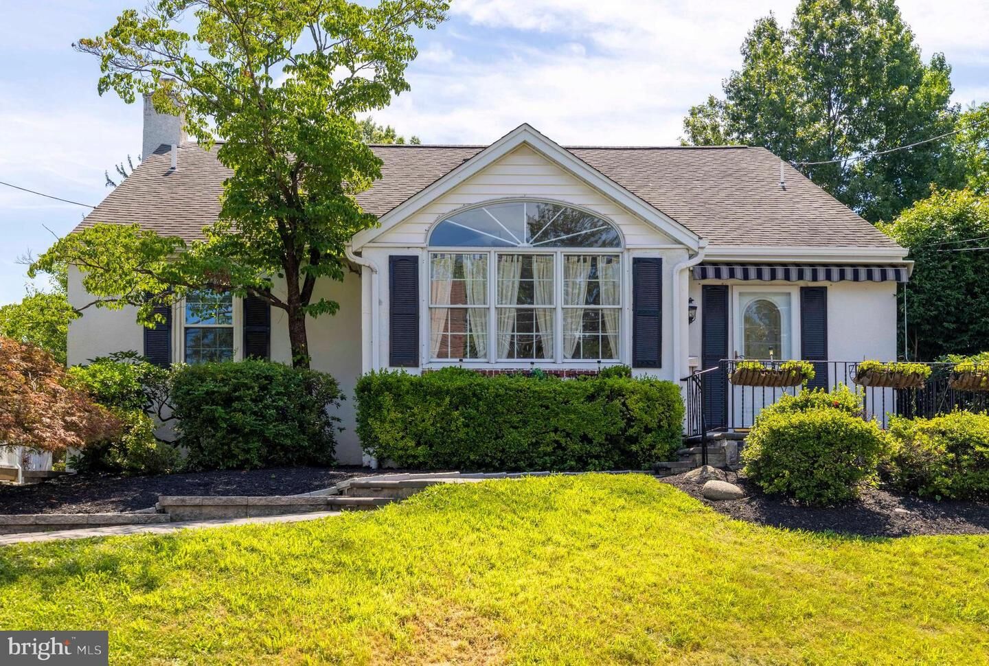 Property Photo: 681 Jackson Avenue PA 19038