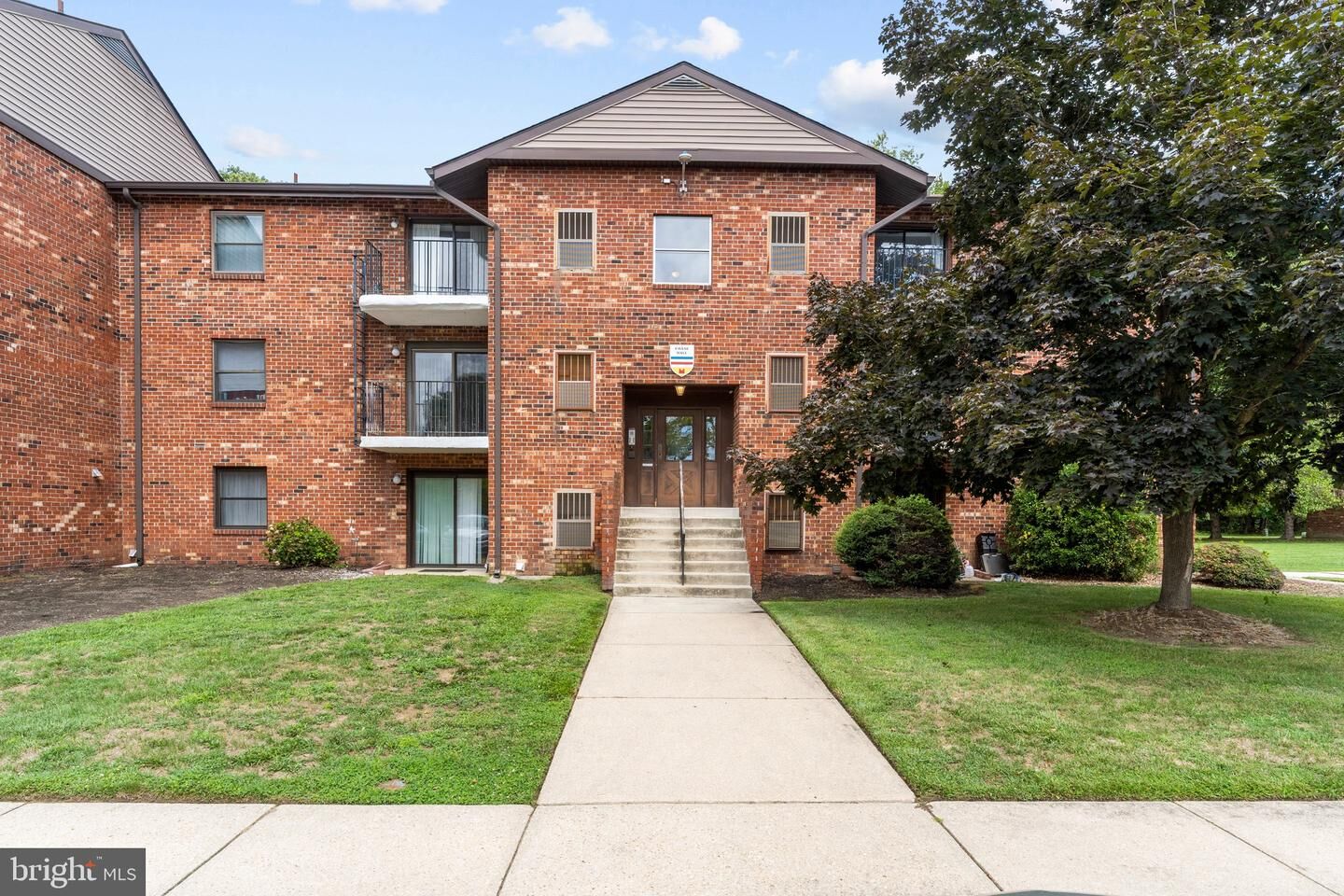 Property Photo:  6 Chase Hall  DE 19904 