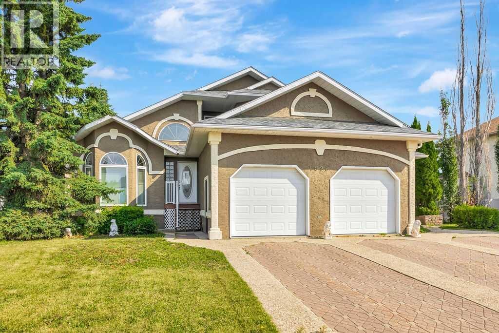 Property Photo:  1926 8 Avenue  AB T9W 1H6 