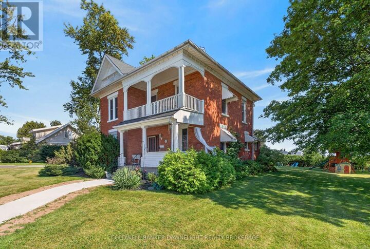 Property Photo:  117 Main Street East  ON N0M 1N0 