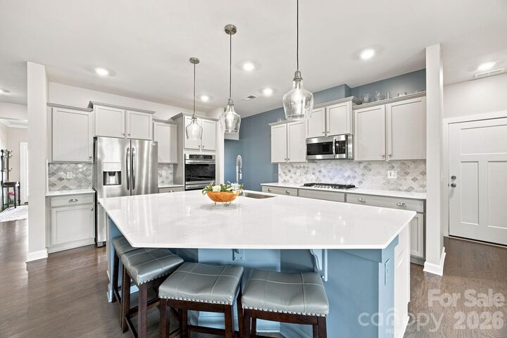 Property Photo: 1020 Claires Creek Lane NC 28036