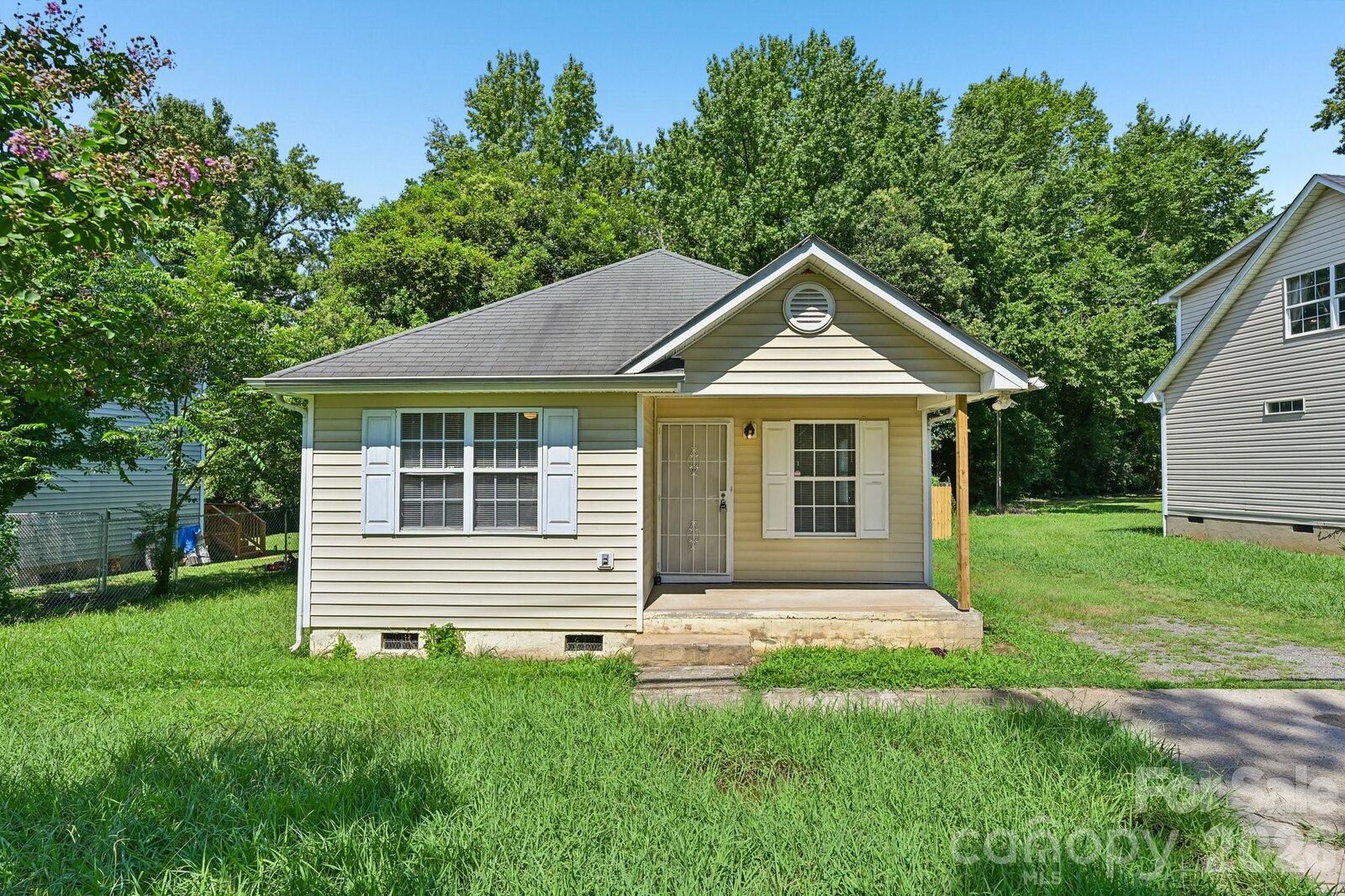 Property Photo: 2664 Old Steele Creek Road NC 28208