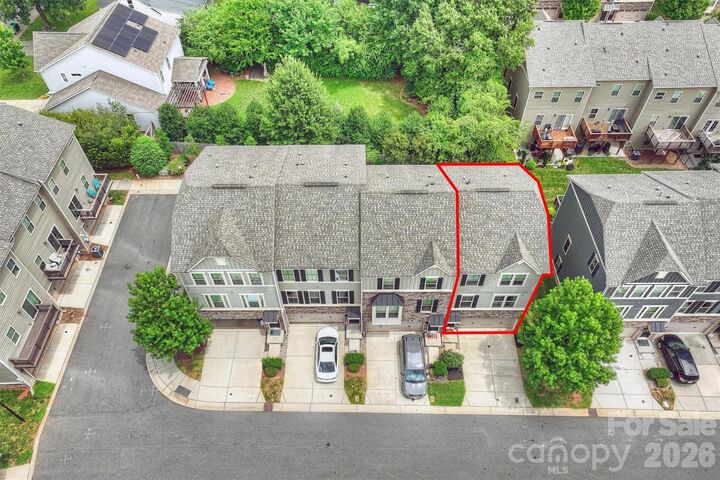 Property Photo: 1940 Catkin Lane NC 28205