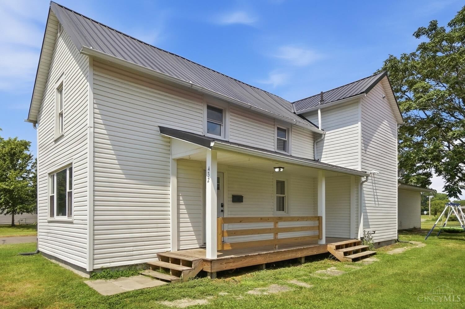 Property Photo:  432 Forest Street  OH 43160 