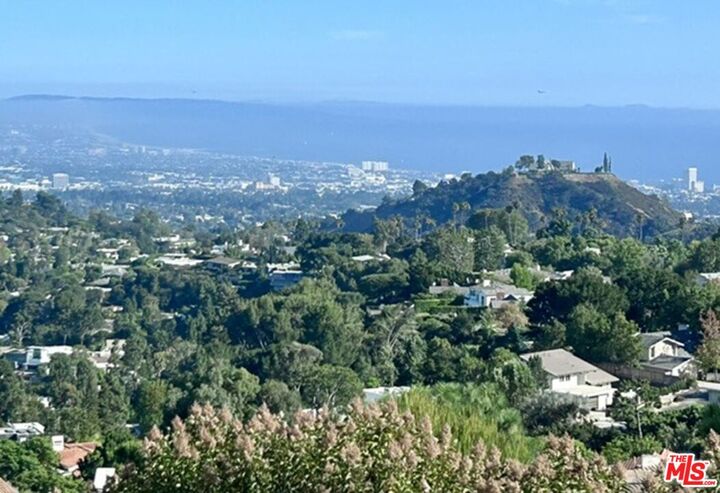 Property Photo:  2645 Cordelia Rd  CA 90049 
