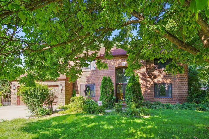Property Photo:  1755 Hickory Hill Drive  OH 43228 