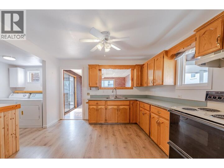 Property Photo: 553 Papineau Street BC V2A 4X6