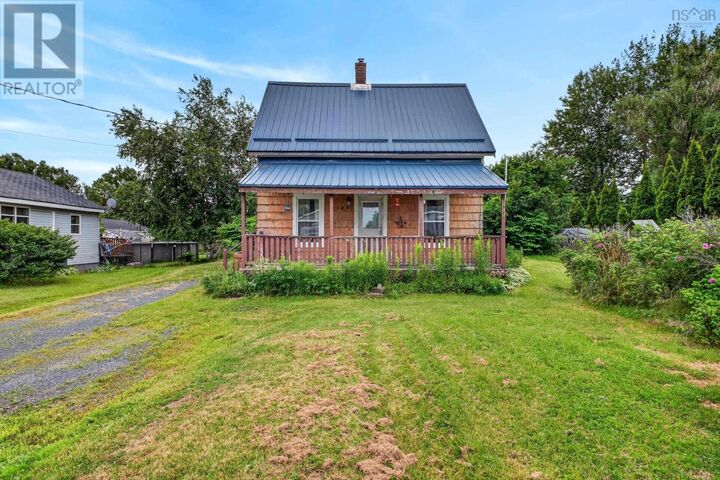Property Photo:  2149 Cowan Street  NS B0K 2A0 