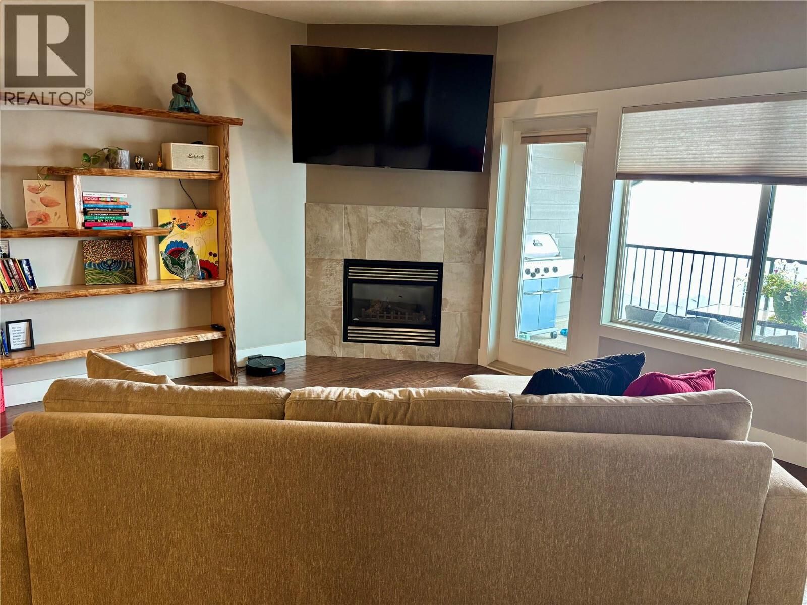 Property Photo: 1040 Mt Revelstoke Place 14 BC V1B 4E3