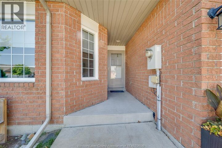 Property Photo:  1971 Luxury Avenue  ON N8P 1W9 