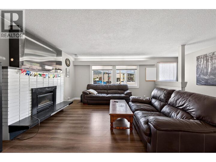 Property Photo: 569 Fortune Drive BC V2B 2J8